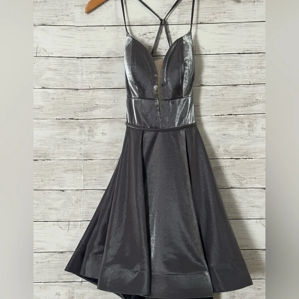La Famme Dress Size 0 - Picture 5 of 9